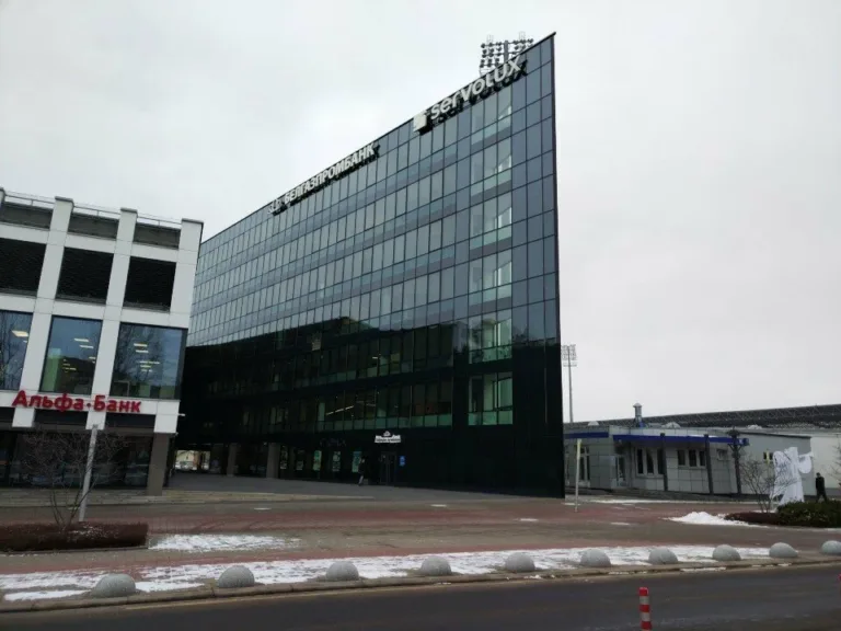Белгазпромбанк на ул. Миронова 4